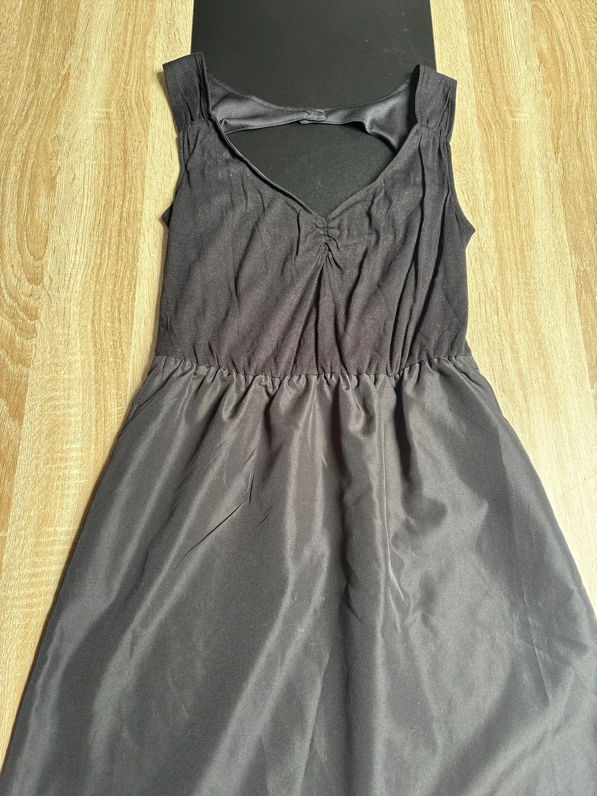 Vestido con detalle en la espalda talla S – photo 3